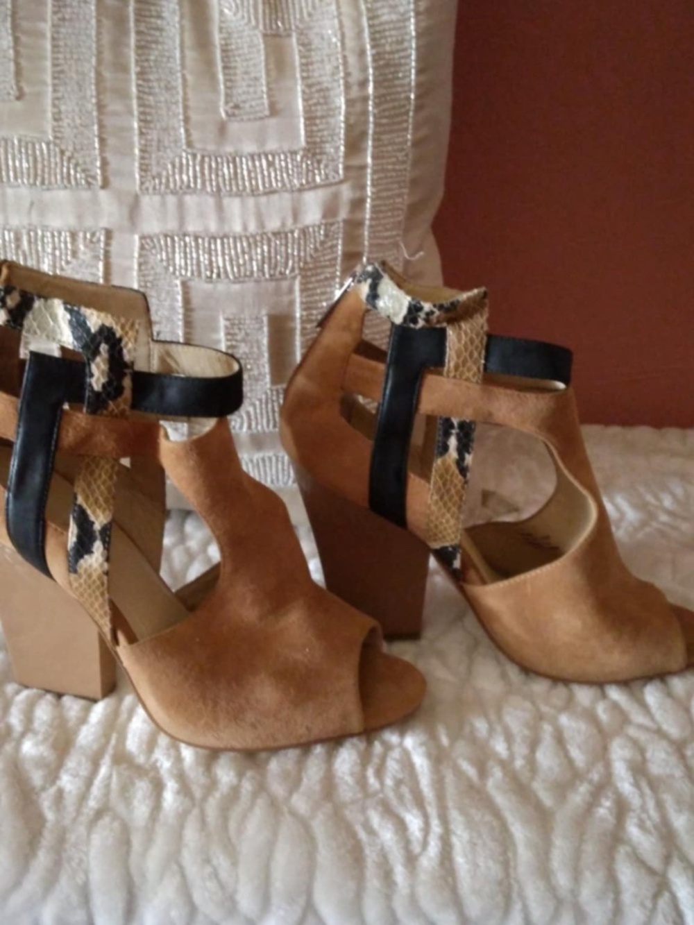Gorgeous Never Worn